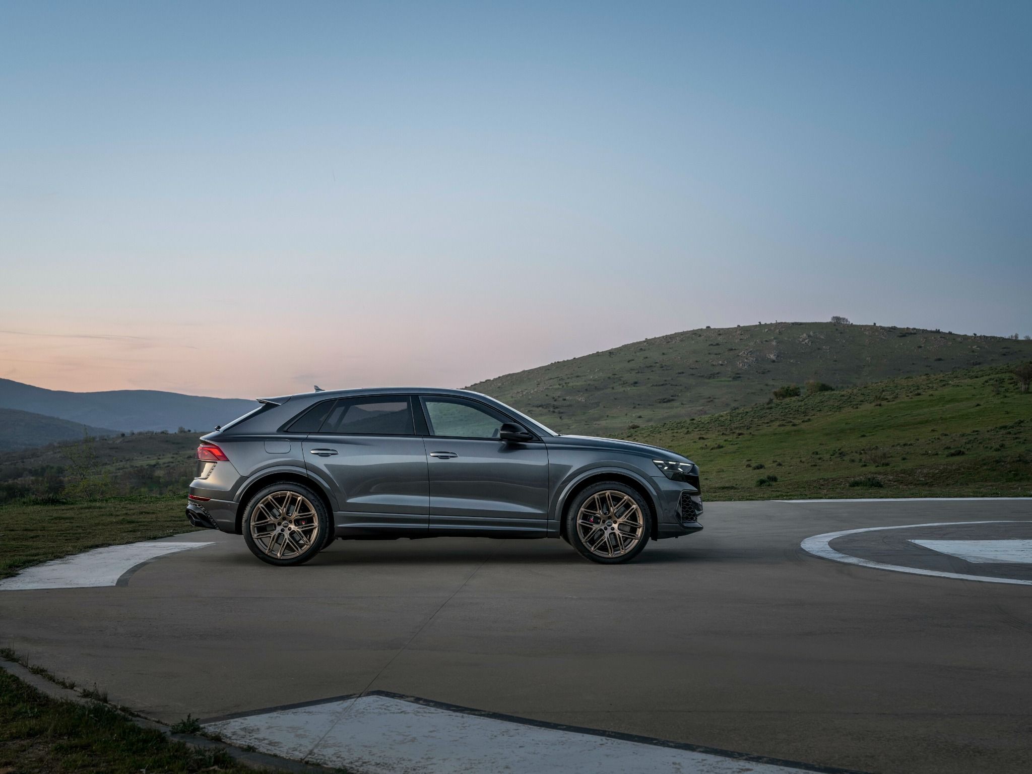 Audi RS Q8 SUV