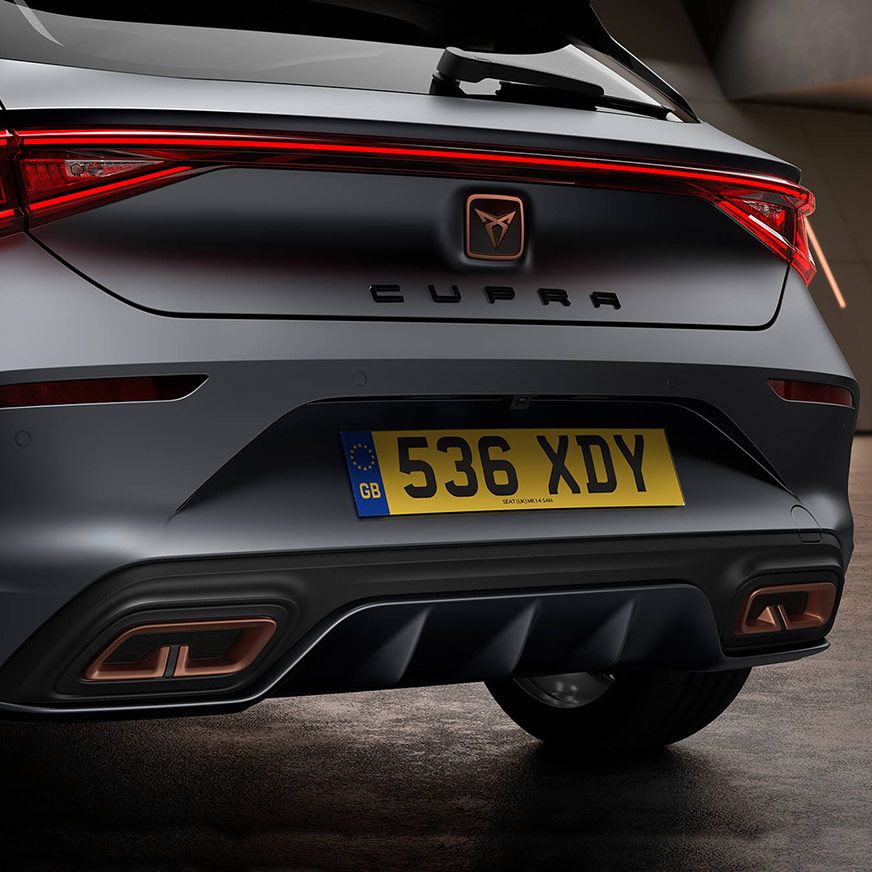 rear bumper and registration plate of cupra leon