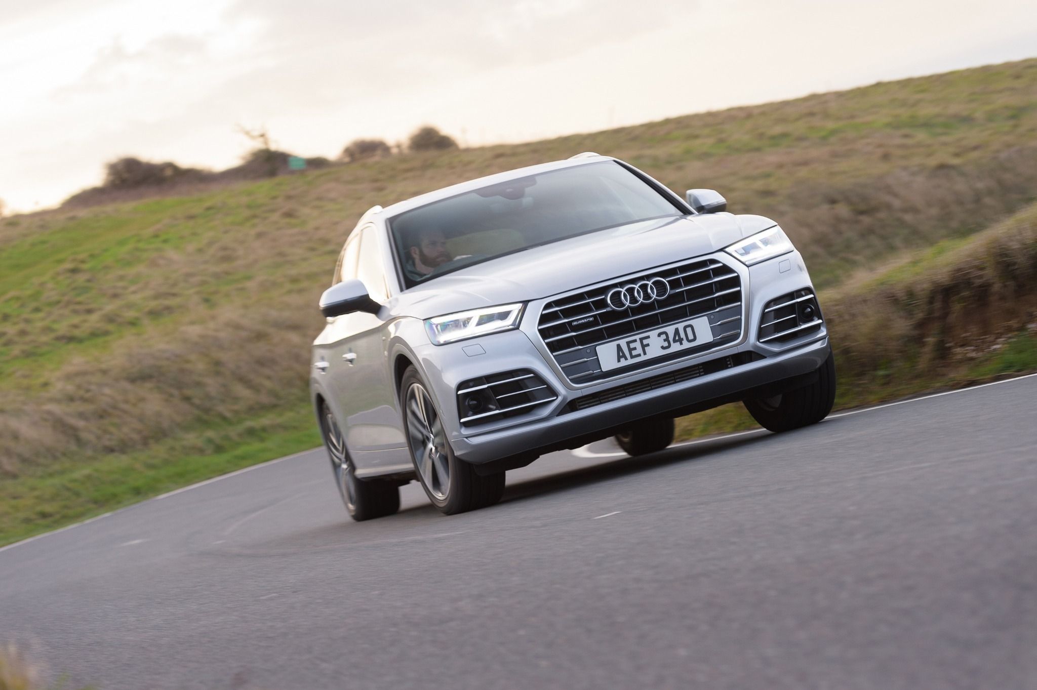 audi q5 driving